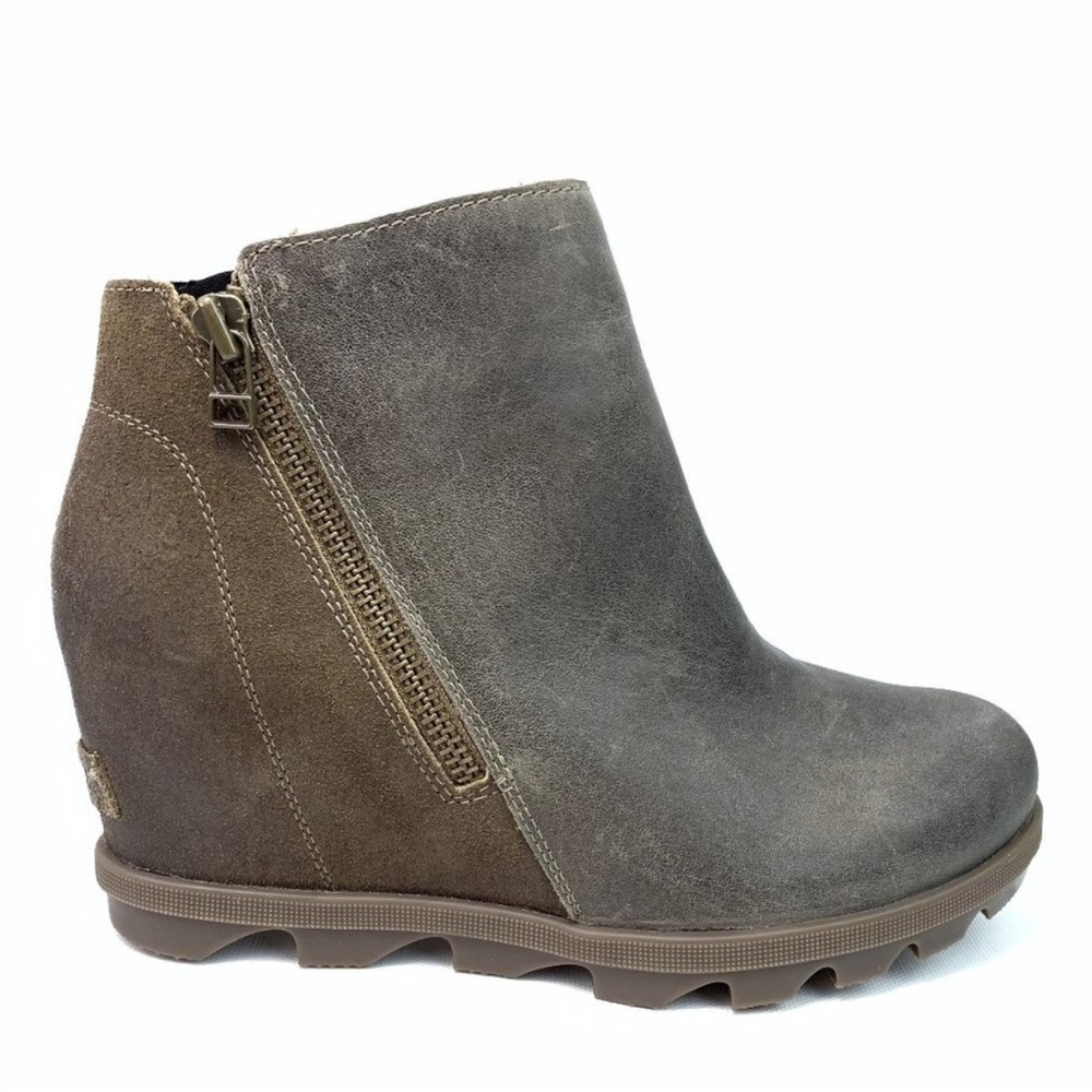 Sorel Joan of Arctic Wedge II Zip Ankle Bootie gray / brown women’s size 9.5